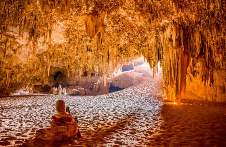4 Days Safari including Djara Cave