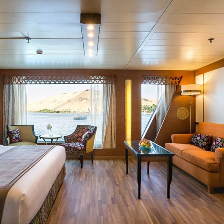 Alyssa Nile Cruise — photo 3